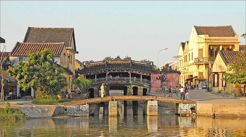 chua-cau-hoi-an.jpg