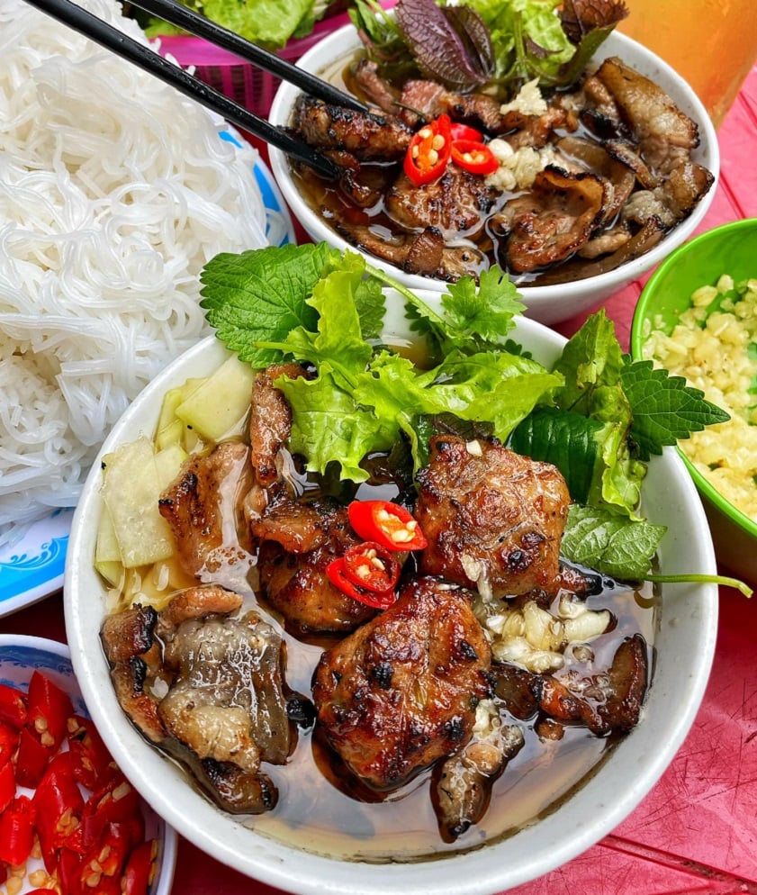 Kebab rice noodles Hanoi