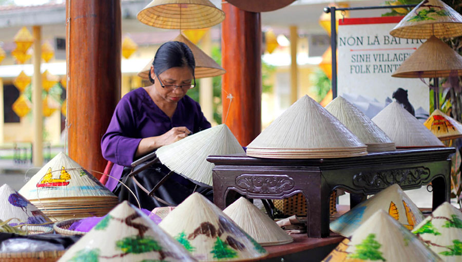 Phu Cam Conical Hat Village - Embarking on a Journey into the Traditional Art of Hat Making in Hue