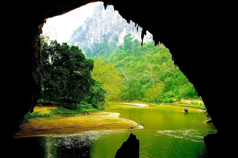 Puong Cave