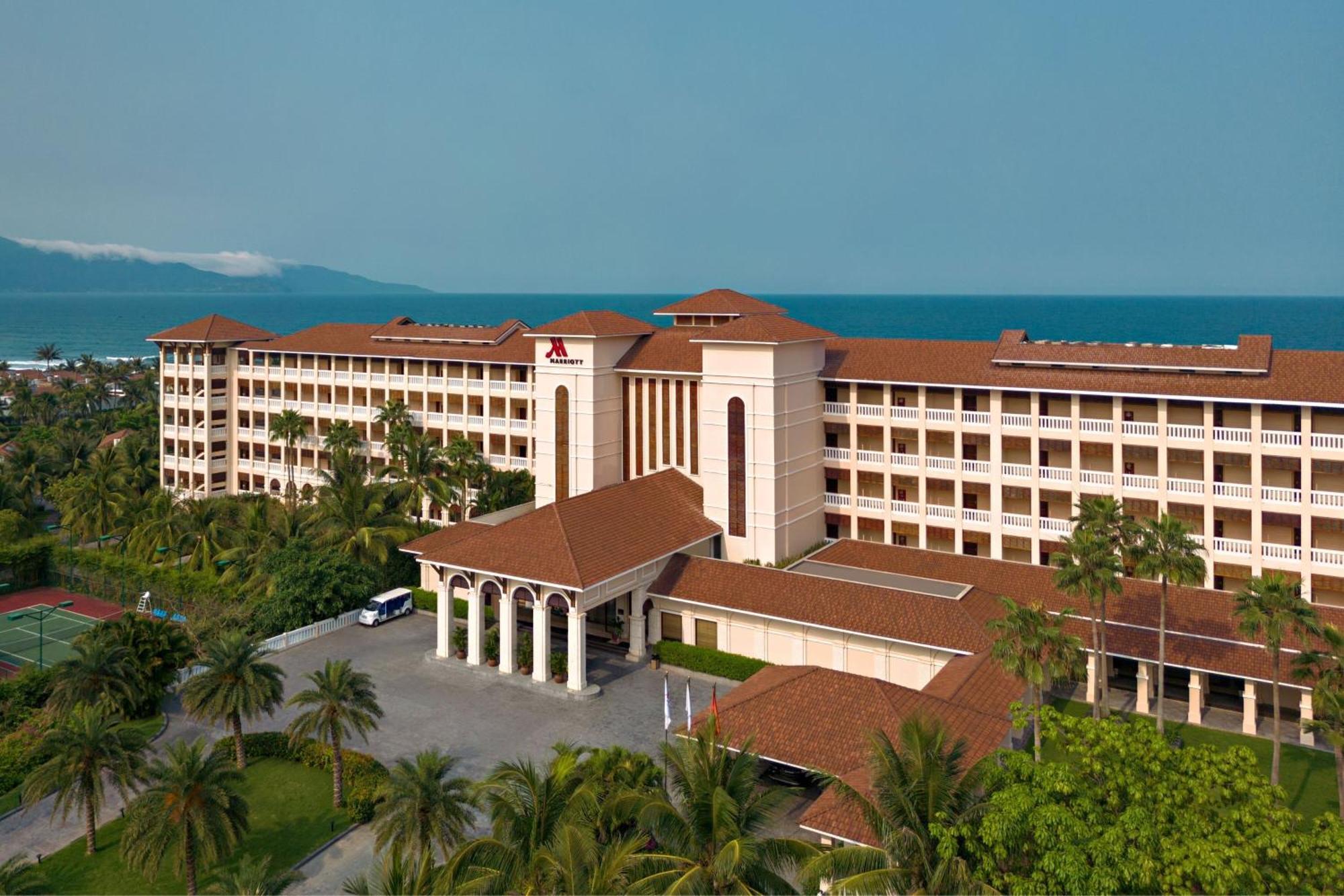 khu-nghi-duong-vinpearl-luxury-da-nang.jpg