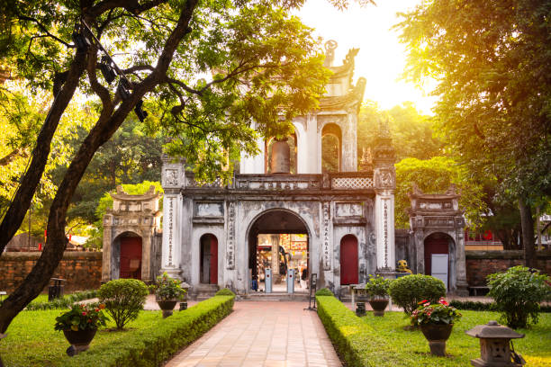 van-mieu-quoc-tu-giam-ha-noi.jpg