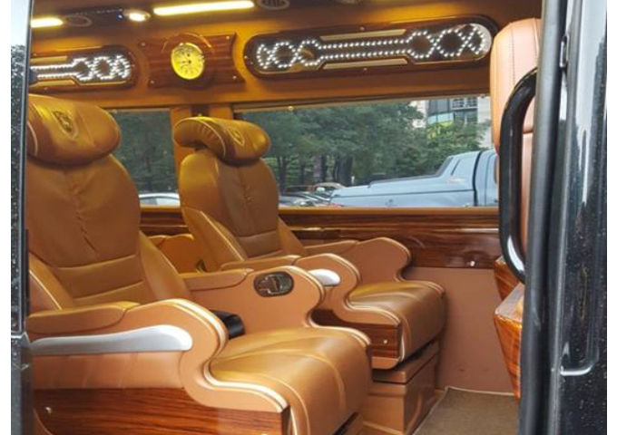 Kim Dung Limousine