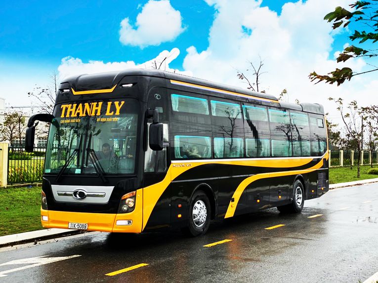 Thanh Ly Coach