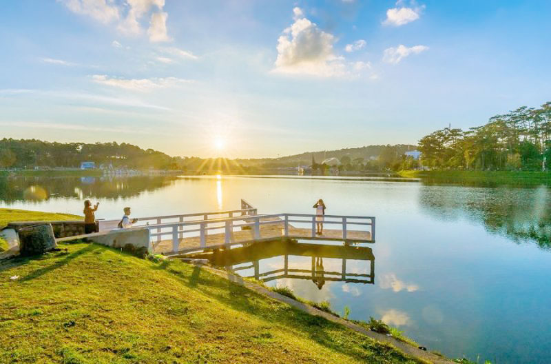 Xuan Huong Lake
