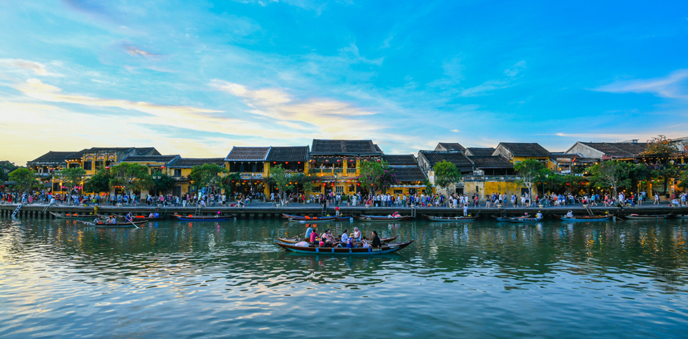 Tour Hội An Một Ngày: Đắm Mình Trong Lịch Sử và Thiên Nhiên Tuyệt Đẹp