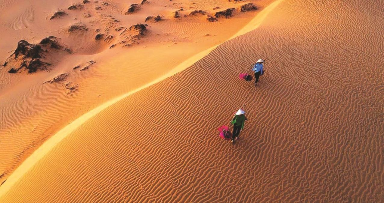 Beautiful sand dunes in the Central region