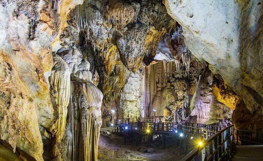 Phong Nha Cave