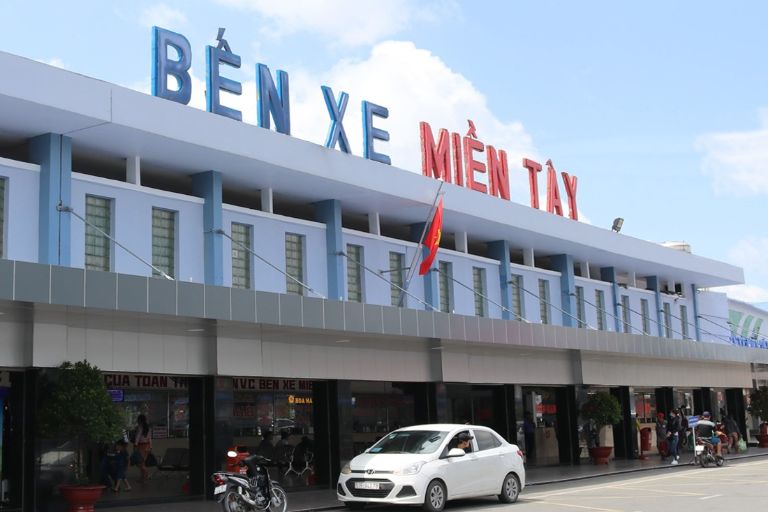 Top Reputable Transport Services from Western Vietnam to Dalat
