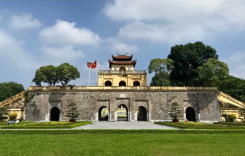 hoang-thanh-thang-long-ha-noi.jpg