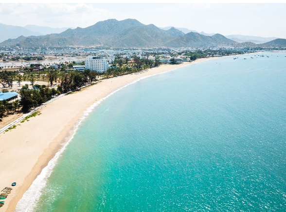 Ninh Chu Beach