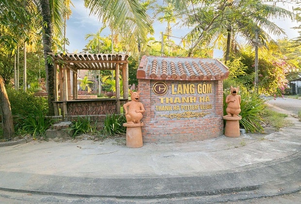 vi-tri-lang-gom-thanh-ha.jpg