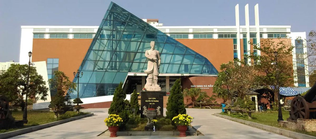 bao-tang-da-nang.jpg