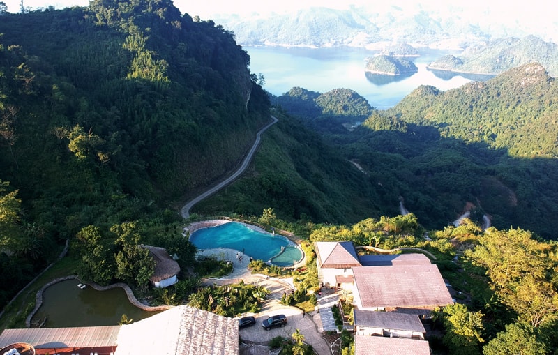 khu-du-lich-sinh-thai-hoa-binh.jpg