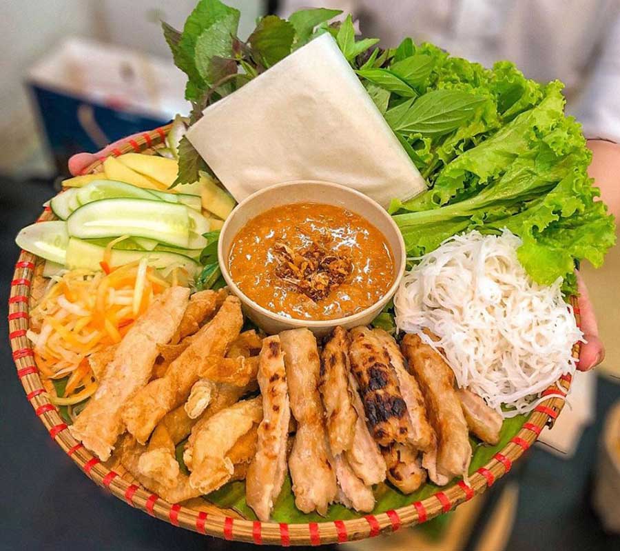 nem-nuong-nha-trang.jpg