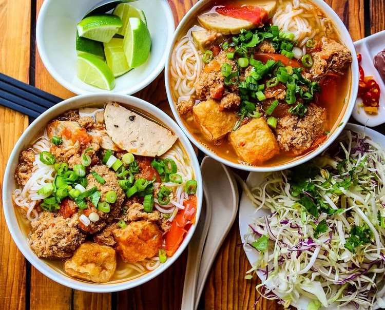 Crab noodle soup