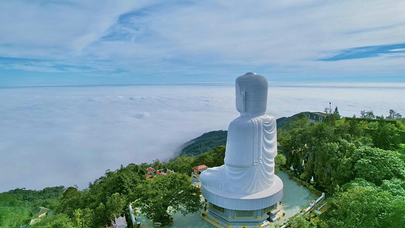 Linh Ung Pagoda at Ba Na Hills