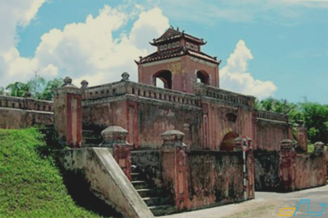 Ancient Chau Sa Citadel