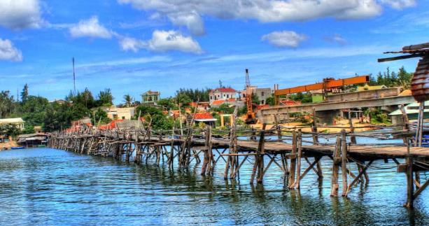 Đầm Ô Loan