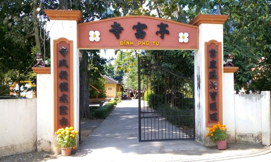 den-dinh-phu-tu-ben-tre-chiem-nguong-loi-kien-truc-co-xua.jpg